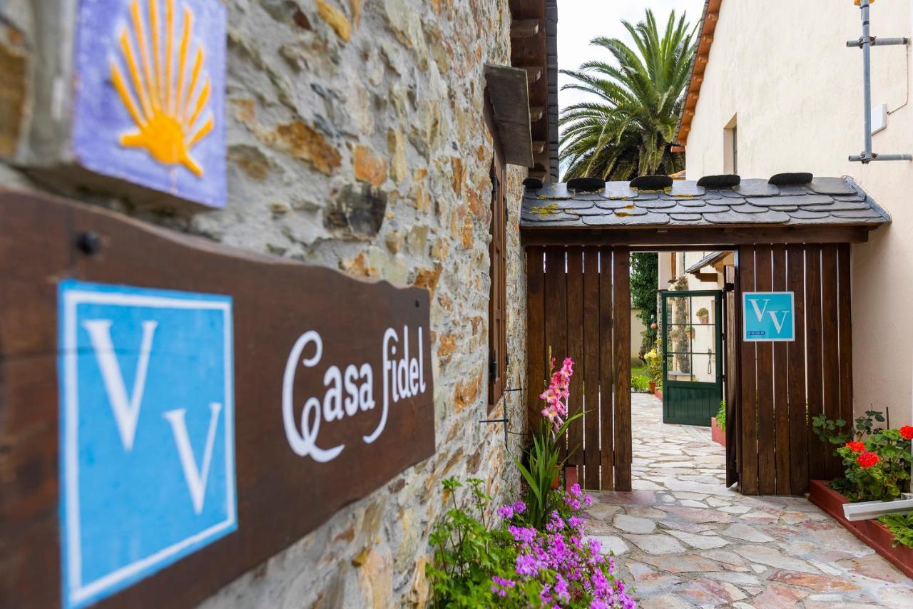 Vivienda Vacacional Casa Fidel Campas المظهر الخارجي الصورة